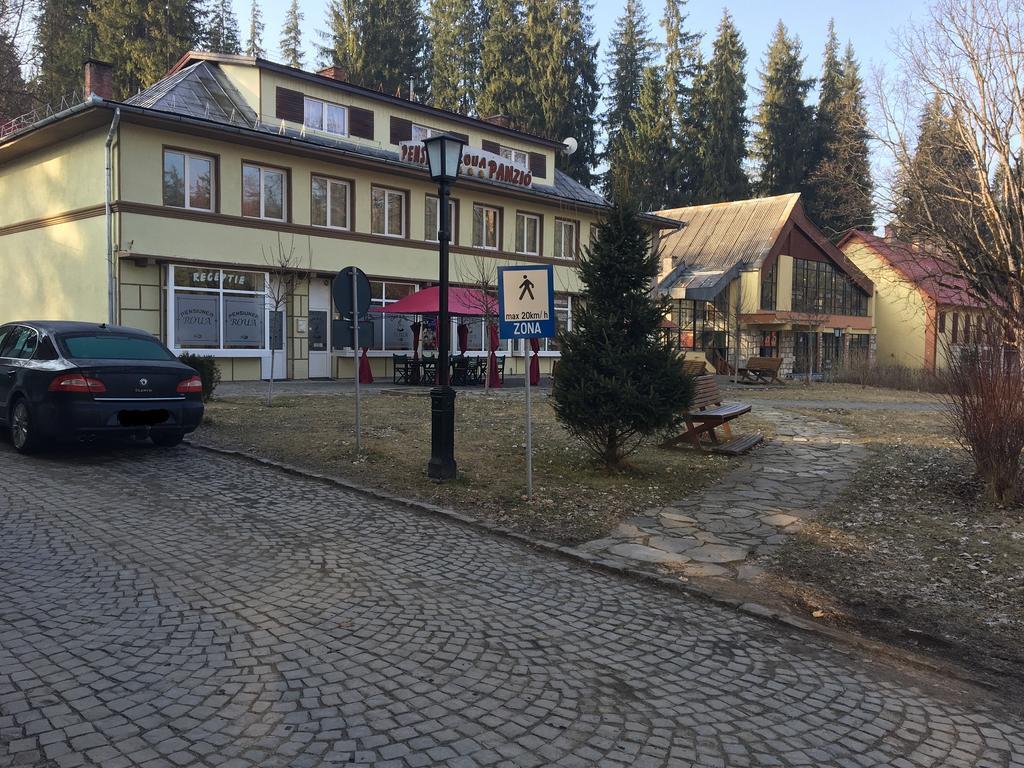 Pensiunea Roua Borszék Kültér fotó