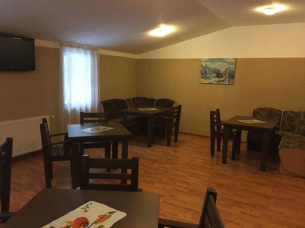 Pensiunea Roua Borszék Kültér fotó